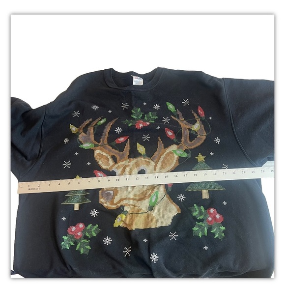 Jerzees NuBlend Holiday Theme Reindeer Sweatshirt  Unisex XL - Picture 4 of 6